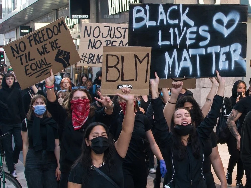 Black_Lives_Matter_in_Stockholm_2020-998×749