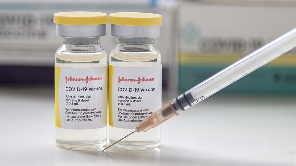 Coronavirus-Covid-19-Johnson-and-Johnson-Vaccine-Syringe-1